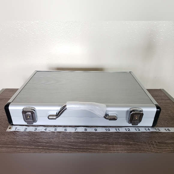 Poker Chips Case 400 w/ card capacity & 2 decks of cards - bulk or individually - Picture 2 of 11